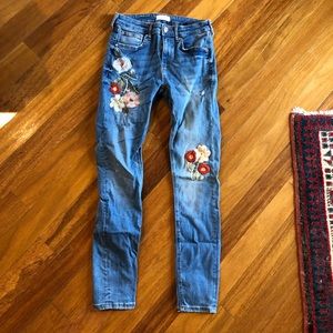 Zara Woman Embroidered Jean